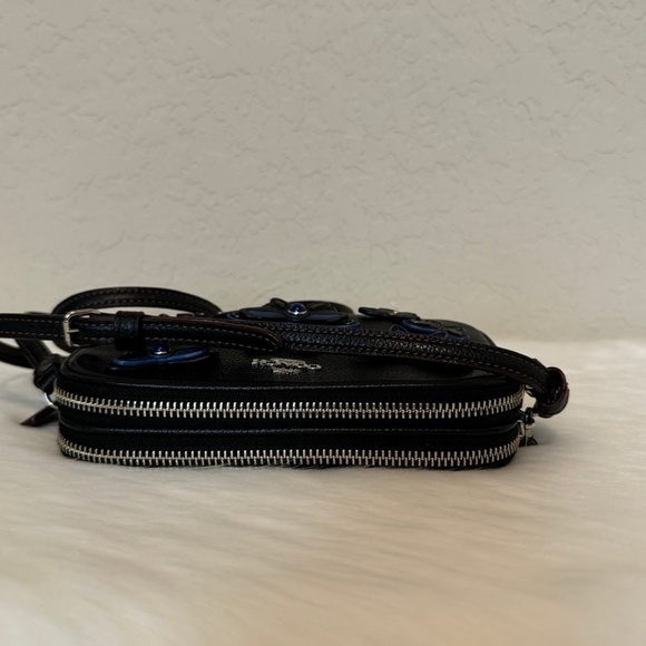 Coach Crossbody Pouch in Pebble Leather with Butterfly Appliqué - Picture 4 of 12